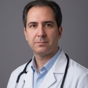  مهدیا غلام‌نژاد