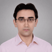 سیامک اکبری